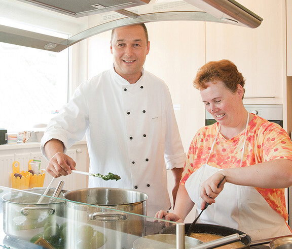 Frisches Mittagessen in der Wohngruppe