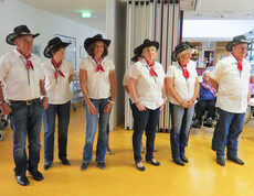 Line Dance Gruppe "Hill Liners" im Haus Johannes der Täufer